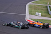 GP UNGHERIA, Lewis Hamilton (GBR) Mercedes AMG F1 W12 e Daniel Ricciardo (AUS) McLaren MCL35M battle for position.
01.08.2021. Formula 1 World Championship, Rd 11, Hungarian Grand Prix, Budapest, Hungary, Gara Day.
- www.xpbimages.com, EMail: requests@xpbimages.com © Copyright: Moy / XPB Images