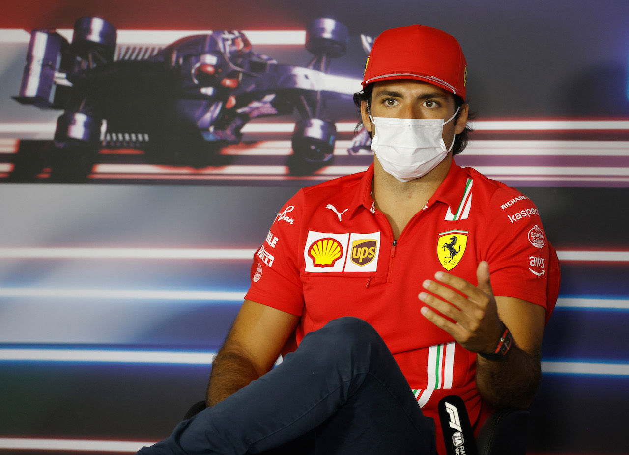 GP UNGHERIA, Carlos Sainz Jr (ESP) Ferrari in the FIA Press Conference.
29.07.2021. Formula 1 World Championship, Rd 11, Hungarian Grand Prix, Budapest, Hungary, Preparation Day.
- www.xpbimages.com, EMail: requests@xpbimages.com © Copyright: FIA Pool Image for Editorial Use Only