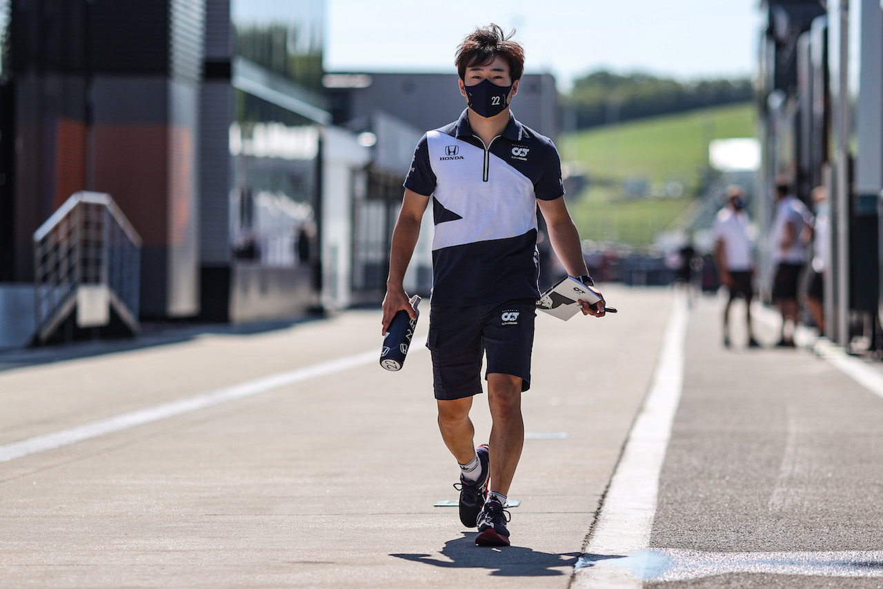 GP UNGHERIA, Yuki Tsunoda (JPN) AlphaTauri.
29.07.2021. Formula 1 World Championship, Rd 11, Hungarian Grand Prix, Budapest, Hungary, Preparation Day.
- www.xpbimages.com, EMail: requests@xpbimages.com © Copyright: Charniaux / XPB Images