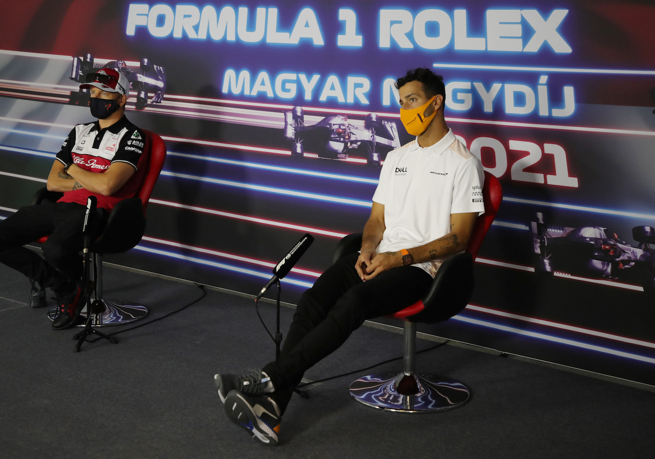 GP UNGHERIA, (L to R): Kimi Raikkonen (FIN) Alfa Romeo Racing e Daniel Ricciardo (AUS) McLaren in the FIA Press Conference.
29.07.2021. Formula 1 World Championship, Rd 11, Hungarian Grand Prix, Budapest, Hungary, Preparation Day.
- www.xpbimages.com, EMail: requests@xpbimages.com © Copyright: FIA Pool Image for Editorial Use Only