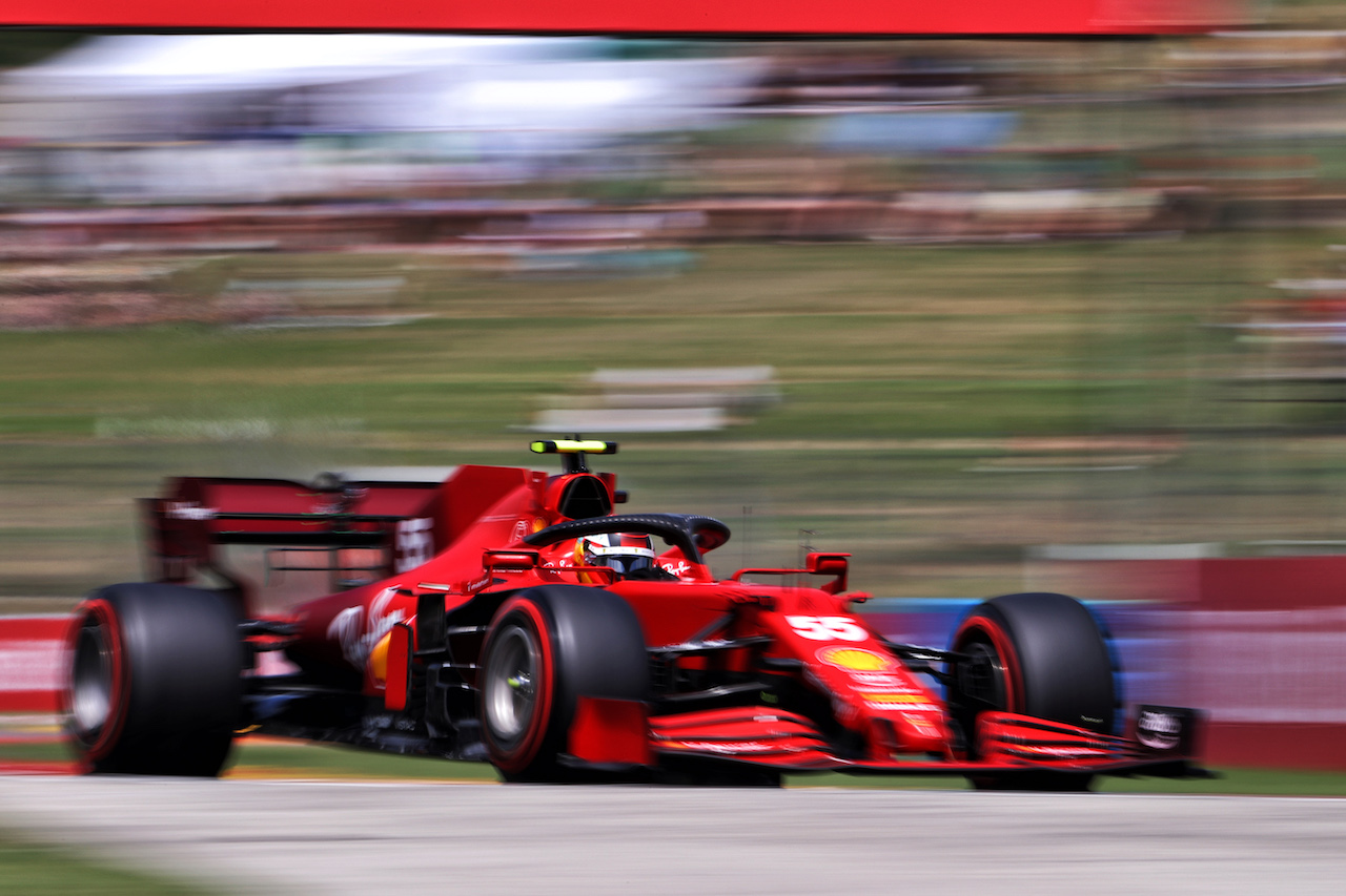 GP UNGHERIA, Carlos Sainz Jr (ESP) Ferrari SF-21.
31.07.2021. Formula 1 World Championship, Rd 11, Hungarian Grand Prix, Budapest, Hungary, Qualifiche Day.
- www.xpbimages.com, EMail: requests@xpbimages.com © Copyright: Moy / XPB Images
