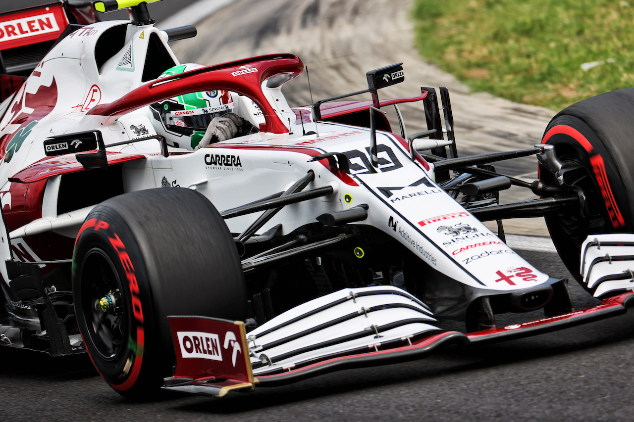 GP UNGHERIA, Antonio Giovinazzi (ITA) Alfa Romeo Racing C41.
31.07.2021. Formula 1 World Championship, Rd 11, Hungarian Grand Prix, Budapest, Hungary, Qualifiche Day.
- www.xpbimages.com, EMail: requests@xpbimages.com © Copyright: Batchelor / XPB Images