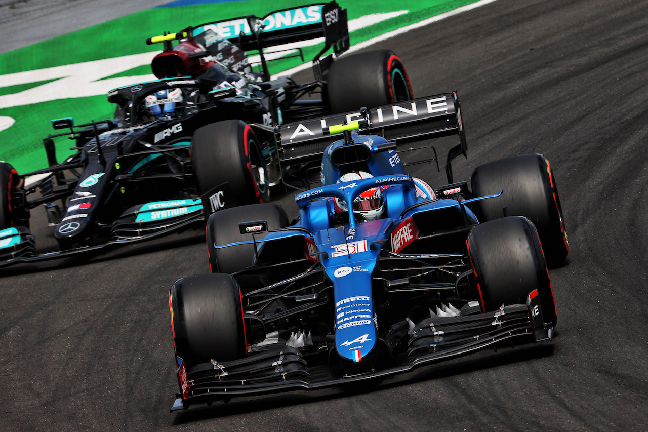 GP UNGHERIA, Esteban Ocon (FRA) Alpine F1 Team A521.
31.07.2021. Formula 1 World Championship, Rd 11, Hungarian Grand Prix, Budapest, Hungary, Qualifiche Day.
- www.xpbimages.com, EMail: requests@xpbimages.com © Copyright: Batchelor / XPB Images