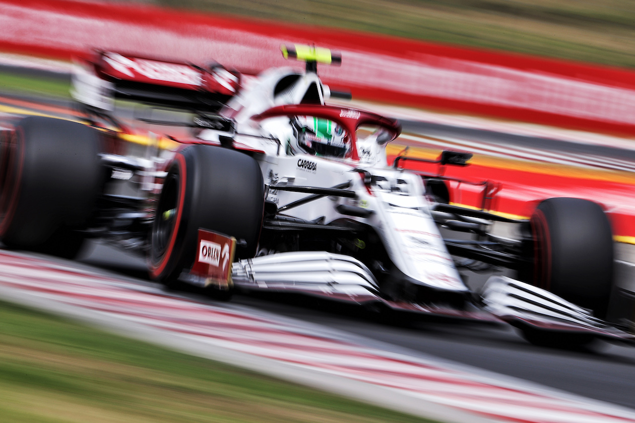 GP UNGHERIA, Antonio Giovinazzi (ITA) Alfa Romeo Racing C41.
31.07.2021. Formula 1 World Championship, Rd 11, Hungarian Grand Prix, Budapest, Hungary, Qualifiche Day.
- www.xpbimages.com, EMail: requests@xpbimages.com © Copyright: Moy / XPB Images