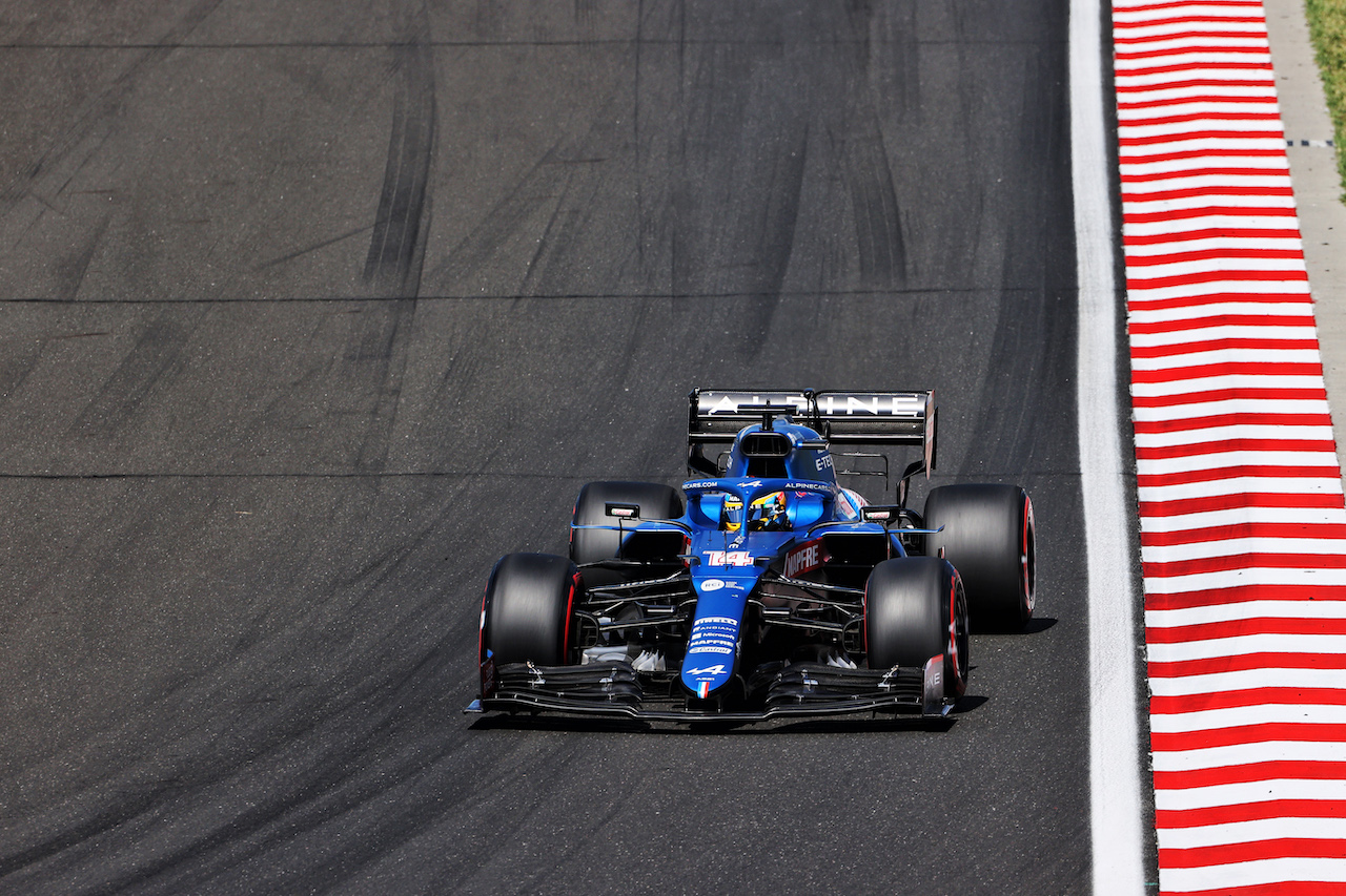 GP UNGHERIA, Fernando Alonso (ESP) Alpine F1 Team A521.
31.07.2021. Formula 1 World Championship, Rd 11, Hungarian Grand Prix, Budapest, Hungary, Qualifiche Day.
- www.xpbimages.com, EMail: requests@xpbimages.com © Copyright: Moy / XPB Images
