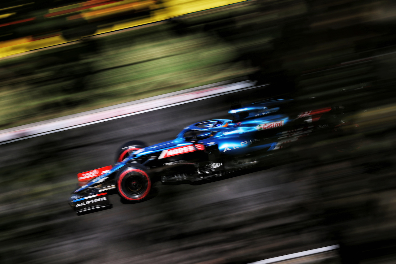 GP UNGHERIA, Fernando Alonso (ESP) Alpine F1 Team A521.
31.07.2021. Formula 1 World Championship, Rd 11, Hungarian Grand Prix, Budapest, Hungary, Qualifiche Day.
- www.xpbimages.com, EMail: requests@xpbimages.com © Copyright: Batchelor / XPB Images