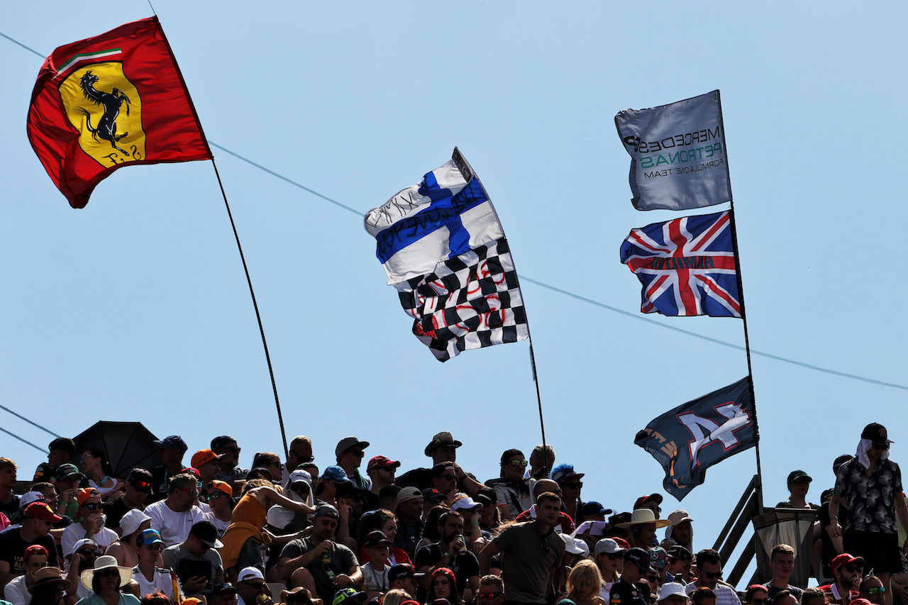 GP UNGHERIA, Circuit Atmosfera - fans in the grandstand.
31.07.2021. Formula 1 World Championship, Rd 11, Hungarian Grand Prix, Budapest, Hungary, Qualifiche Day.
- www.xpbimages.com, EMail: requests@xpbimages.com © Copyright: Moy / XPB Images
