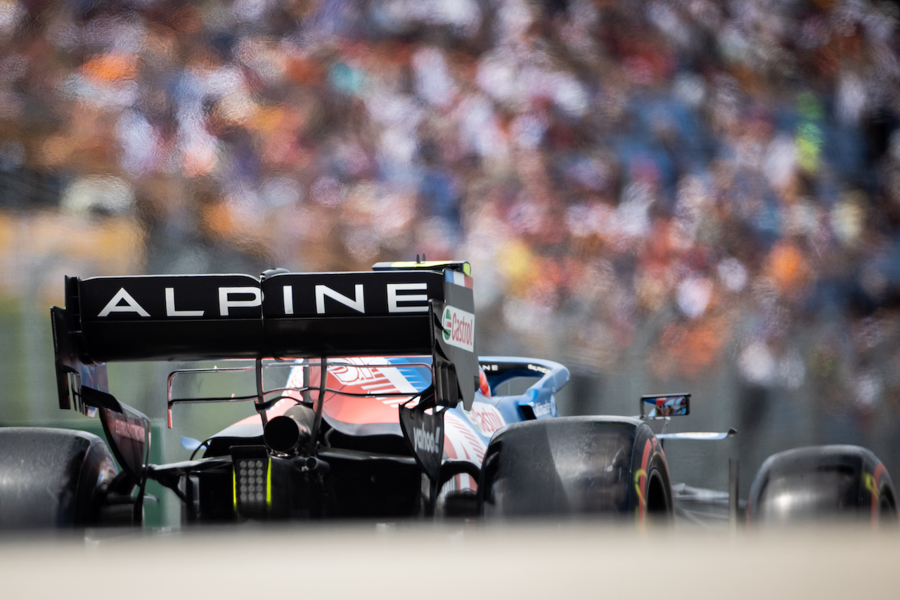GP UNGHERIA, Esteban Ocon (FRA) Alpine F1 Team A521.
31.07.2021. Formula 1 World Championship, Rd 11, Hungarian Grand Prix, Budapest, Hungary, Qualifiche Day.
- www.xpbimages.com, EMail: requests@xpbimages.com © Copyright: Bearne / XPB Images