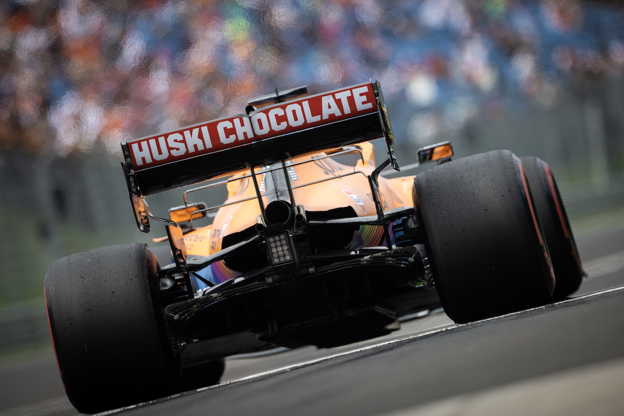 GP UNGHERIA, Daniel Ricciardo (AUS) McLaren MCL35M.
31.07.2021. Formula 1 World Championship, Rd 11, Hungarian Grand Prix, Budapest, Hungary, Qualifiche Day.
- www.xpbimages.com, EMail: requests@xpbimages.com © Copyright: Bearne / XPB Images