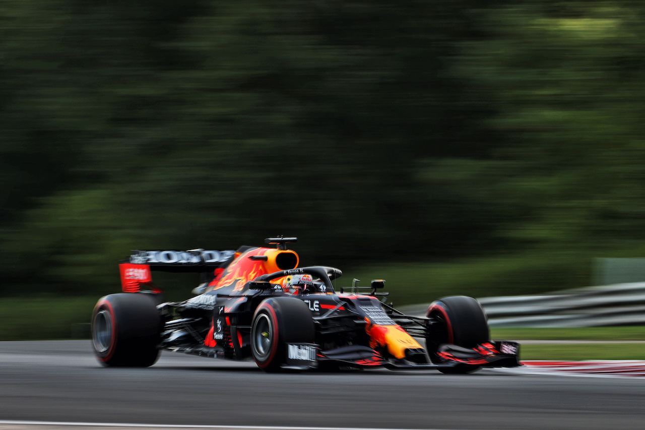 GP UNGHERIA, Max Verstappen (NLD) Red Bull Racing RB16B.
31.07.2021. Formula 1 World Championship, Rd 11, Hungarian Grand Prix, Budapest, Hungary, Qualifiche Day.
- www.xpbimages.com, EMail: requests@xpbimages.com © Copyright: Moy / XPB Images