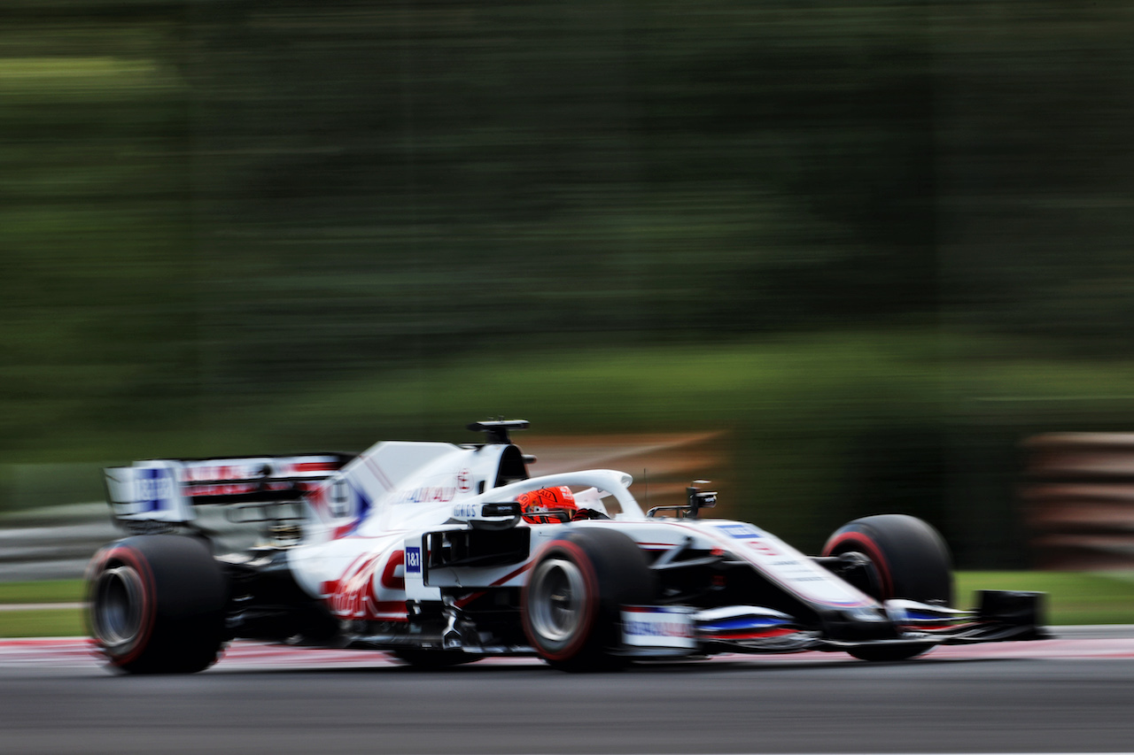 GP UNGHERIA, Nikita Mazepin (RUS) Haas F1 Team VF-21.
31.07.2021. Formula 1 World Championship, Rd 11, Hungarian Grand Prix, Budapest, Hungary, Qualifiche Day.
- www.xpbimages.com, EMail: requests@xpbimages.com © Copyright: Moy / XPB Images