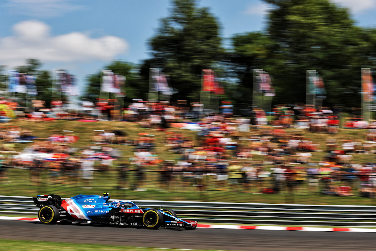 GP UNGHERIA, Esteban Ocon (FRA) Alpine F1 Team A521.
31.07.2021. Formula 1 World Championship, Rd 11, Hungarian Grand Prix, Budapest, Hungary, Qualifiche Day.
- www.xpbimages.com, EMail: requests@xpbimages.com © Copyright: Batchelor / XPB Images