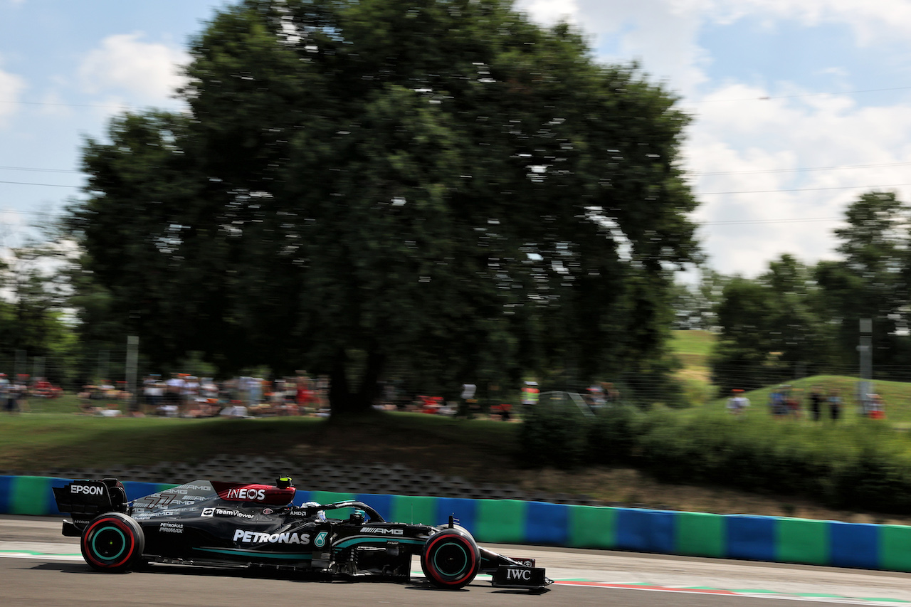 GP UNGHERIA, Valtteri Bottas (FIN) Mercedes AMG F1 W12.
31.07.2021. Formula 1 World Championship, Rd 11, Hungarian Grand Prix, Budapest, Hungary, Qualifiche Day.
- www.xpbimages.com, EMail: requests@xpbimages.com © Copyright: Batchelor / XPB Images