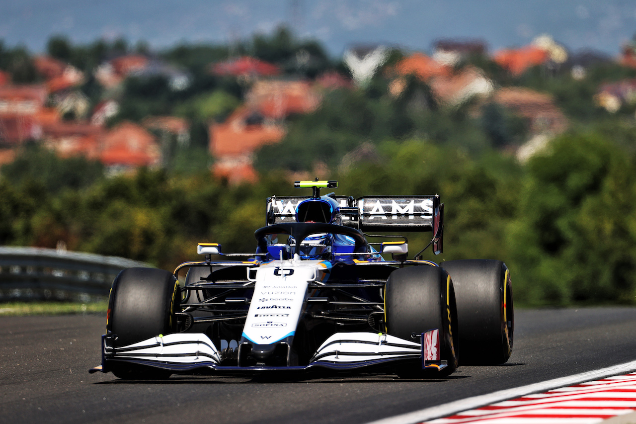 GP UNGHERIA, Nicholas Latifi (CDN) Williams Racing FW43B.
30.07.2021. Formula 1 World Championship, Rd 11, Hungarian Grand Prix, Budapest, Hungary, Practice Day.
- www.xpbimages.com, EMail: requests@xpbimages.com © Copyright: Moy / XPB Images