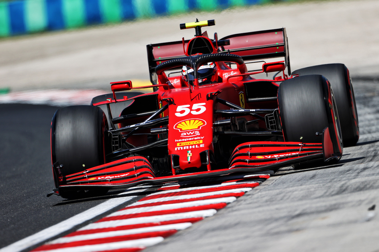 GP UNGHERIA, Carlos Sainz Jr (ESP) Ferrari SF-21.
30.07.2021. Formula 1 World Championship, Rd 11, Hungarian Grand Prix, Budapest, Hungary, Practice Day.
- www.xpbimages.com, EMail: requests@xpbimages.com © Copyright: Moy / XPB Images