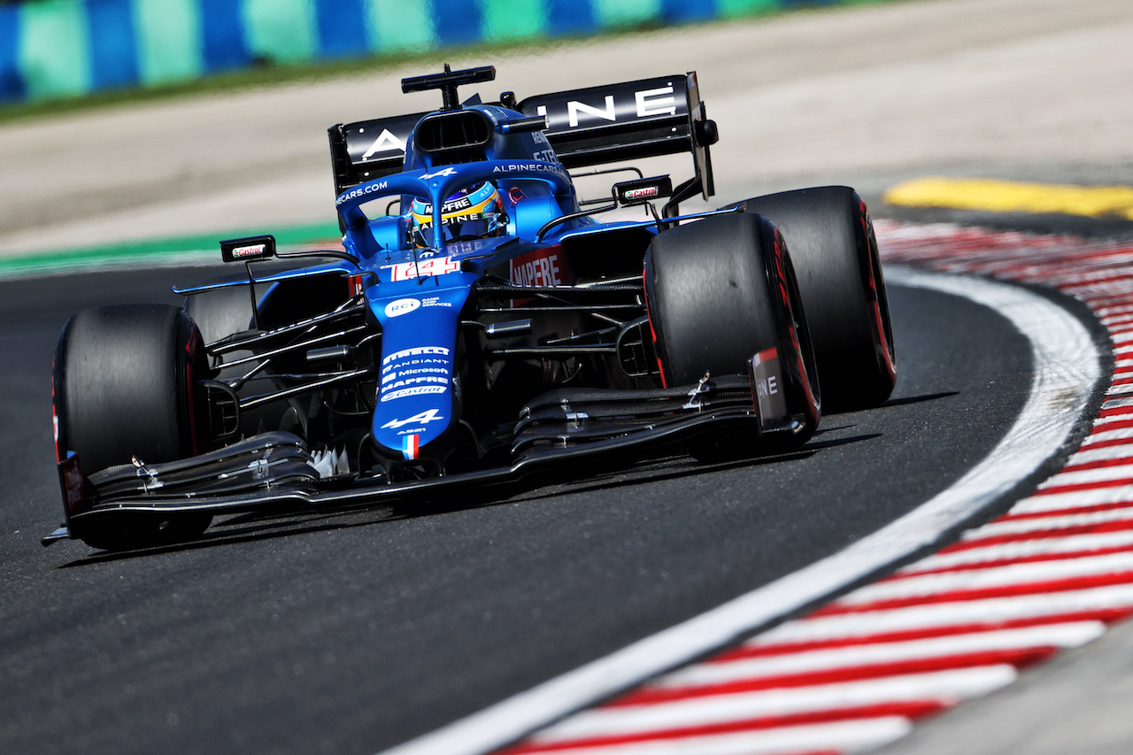 GP UNGHERIA, Fernando Alonso (ESP) Alpine F1 Team A521.
30.07.2021. Formula 1 World Championship, Rd 11, Hungarian Grand Prix, Budapest, Hungary, Practice Day.
- www.xpbimages.com, EMail: requests@xpbimages.com © Copyright: Moy / XPB Images