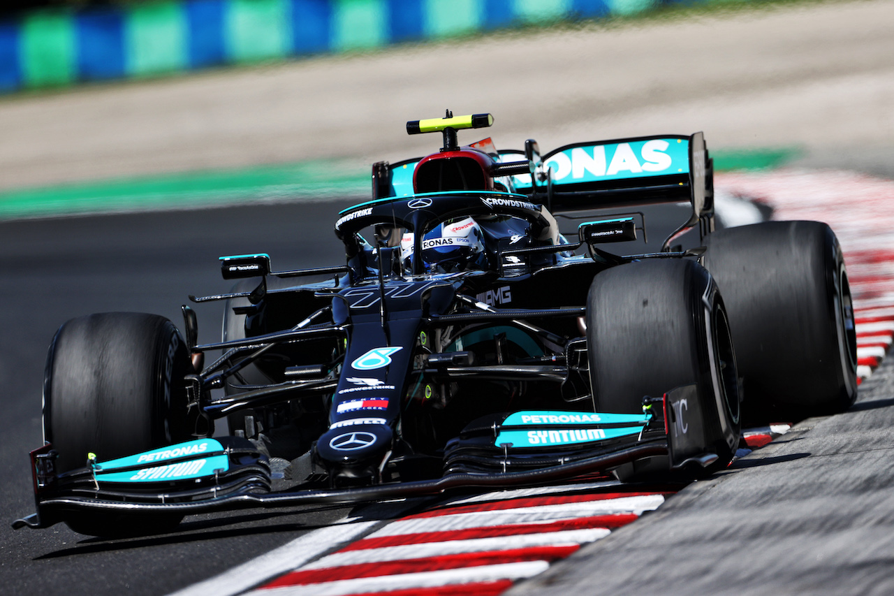 GP UNGHERIA, Valtteri Bottas (FIN) Mercedes AMG F1 W12.
30.07.2021. Formula 1 World Championship, Rd 11, Hungarian Grand Prix, Budapest, Hungary, Practice Day.
- www.xpbimages.com, EMail: requests@xpbimages.com © Copyright: Moy / XPB Images