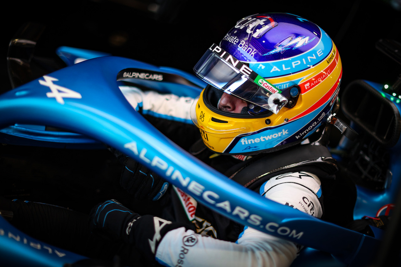 GP UNGHERIA, Fernando Alonso (ESP) Alpine F1 Team A521.
30.07.2021. Formula 1 World Championship, Rd 11, Hungarian Grand Prix, Budapest, Hungary, Practice Day.
- www.xpbimages.com, EMail: requests@xpbimages.com © Copyright: Charniaux / XPB Images