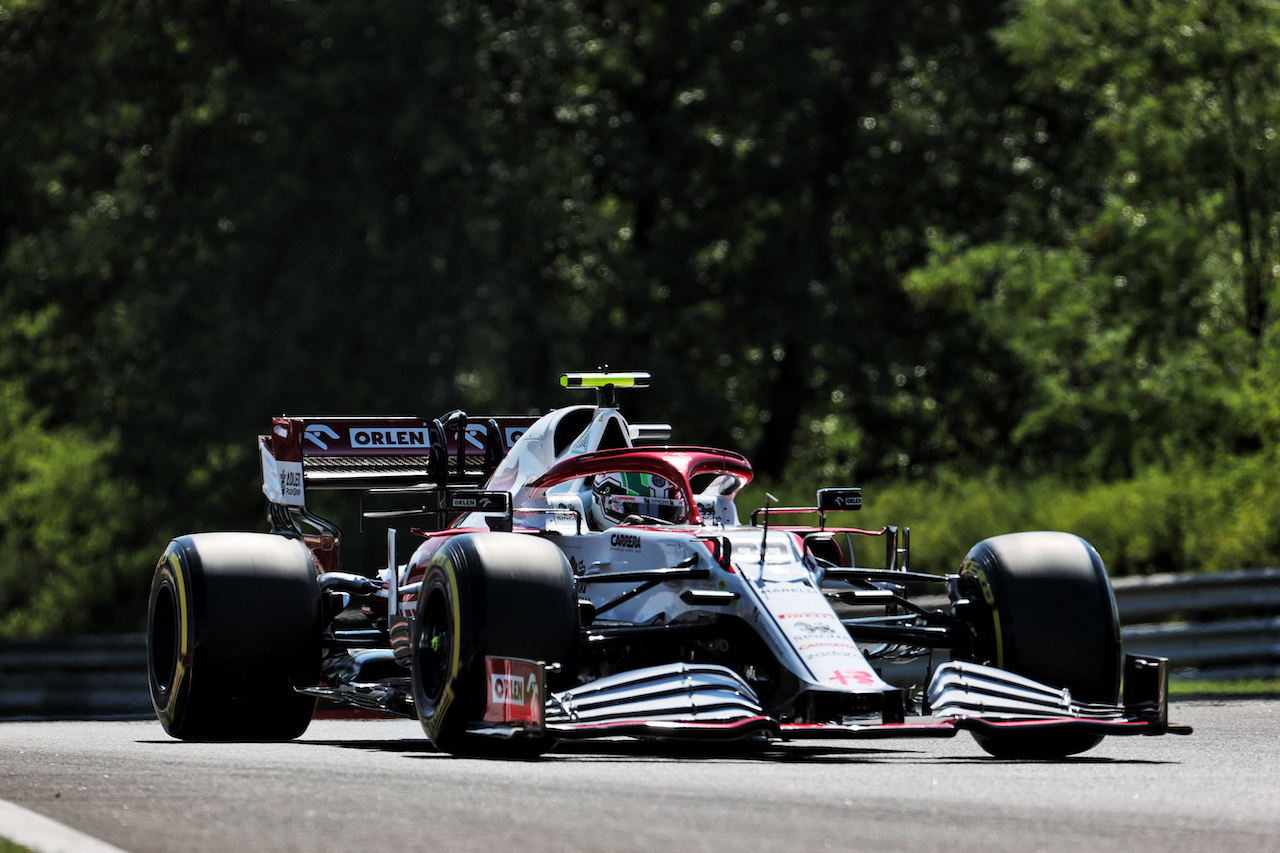 GP UNGHERIA, Antonio Giovinazzi (ITA) Alfa Romeo Racing C41.
30.07.2021. Formula 1 World Championship, Rd 11, Hungarian Grand Prix, Budapest, Hungary, Practice Day.
- www.xpbimages.com, EMail: requests@xpbimages.com © Copyright: Batchelor / XPB Images
