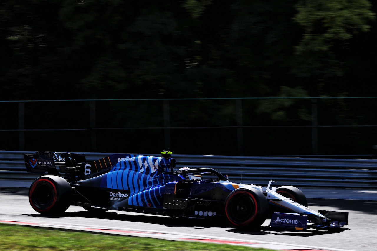 GP UNGHERIA, Nicholas Latifi (CDN) Williams Racing FW43B.
30.07.2021. Formula 1 World Championship, Rd 11, Hungarian Grand Prix, Budapest, Hungary, Practice Day.
- www.xpbimages.com, EMail: requests@xpbimages.com © Copyright: Batchelor / XPB Images