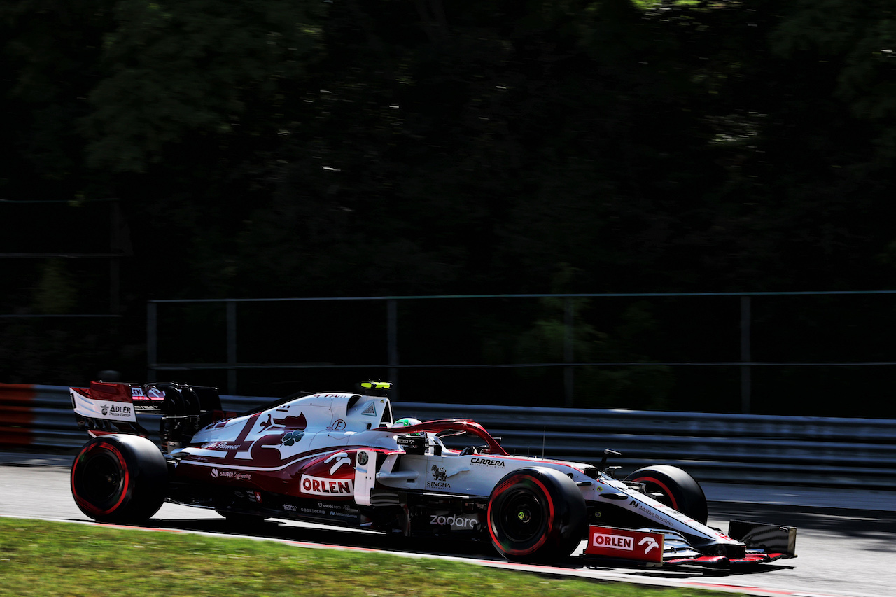 GP UNGHERIA, Antonio Giovinazzi (ITA) Alfa Romeo Racing C41.
30.07.2021. Formula 1 World Championship, Rd 11, Hungarian Grand Prix, Budapest, Hungary, Practice Day.
- www.xpbimages.com, EMail: requests@xpbimages.com © Copyright: Batchelor / XPB Images
