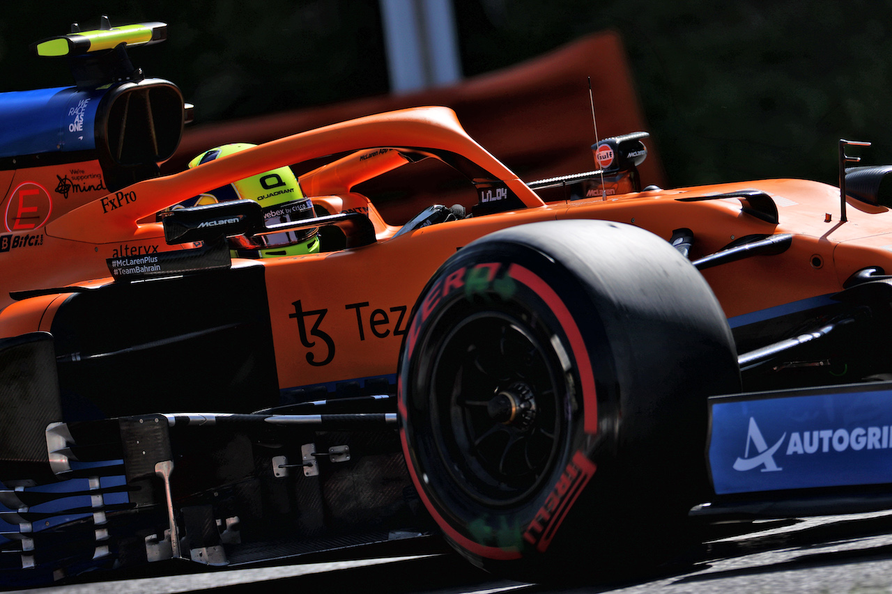 GP UNGHERIA, Lando Norris (GBR) McLaren MCL35M.
30.07.2021. Formula 1 World Championship, Rd 11, Hungarian Grand Prix, Budapest, Hungary, Practice Day.
- www.xpbimages.com, EMail: requests@xpbimages.com © Copyright: Batchelor / XPB Images