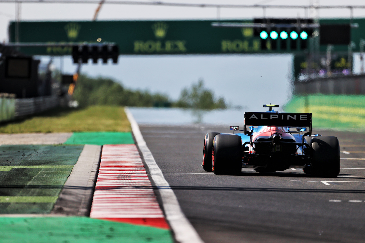 GP UNGHERIA, Esteban Ocon (FRA) Alpine F1 Team A521.
30.07.2021. Formula 1 World Championship, Rd 11, Hungarian Grand Prix, Budapest, Hungary, Practice Day.
- www.xpbimages.com, EMail: requests@xpbimages.com © Copyright: Moy / XPB Images