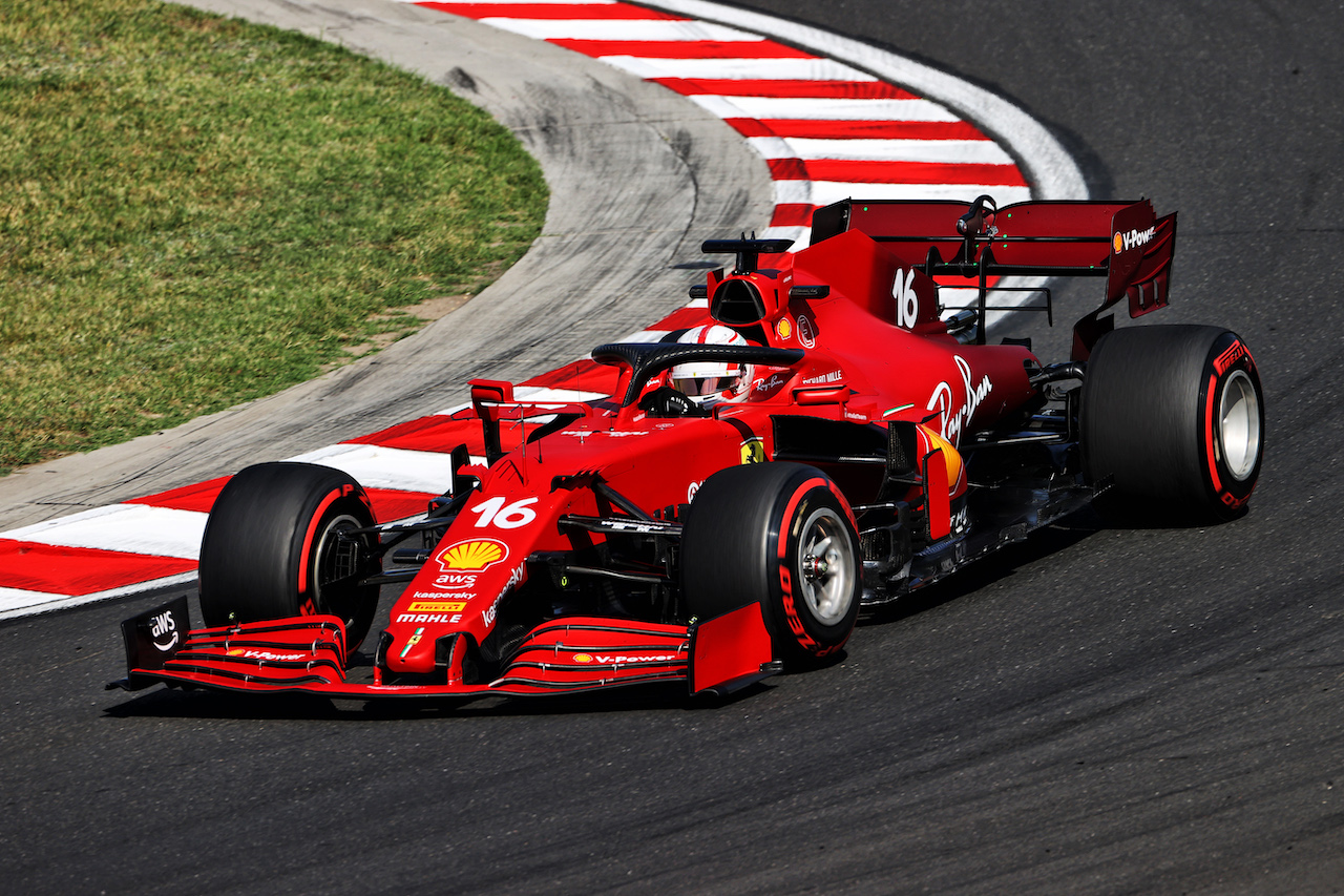GP UNGHERIA, Charles Leclerc (MON) Ferrari SF-21.
30.07.2021. Formula 1 World Championship, Rd 11, Hungarian Grand Prix, Budapest, Hungary, Practice Day.
- www.xpbimages.com, EMail: requests@xpbimages.com © Copyright: Moy / XPB Images