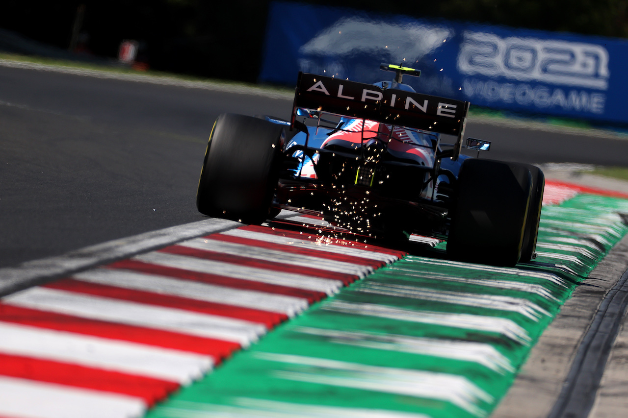 GP UNGHERIA, Esteban Ocon (FRA) Alpine F1 Team A521.
30.07.2021. Formula 1 World Championship, Rd 11, Hungarian Grand Prix, Budapest, Hungary, Practice Day.
- www.xpbimages.com, EMail: requests@xpbimages.com © Copyright: Batchelor / XPB Images