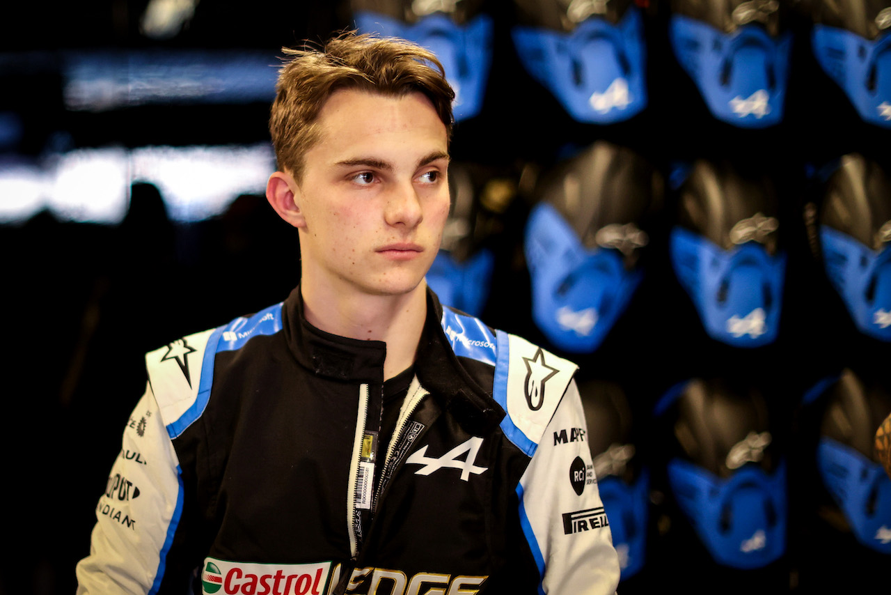 TEST ABU DHABI, Oscar Piastri (AUS) Alpine F1 Team Academy Driver.
13.12.2021. Formula 1 Testing, Yas Marina Circuit, Abu Dhabi, Monday.
- www.xpbimages.com, EMail: requests@xpbimages.com © Copyright: Charniaux / XPB Images