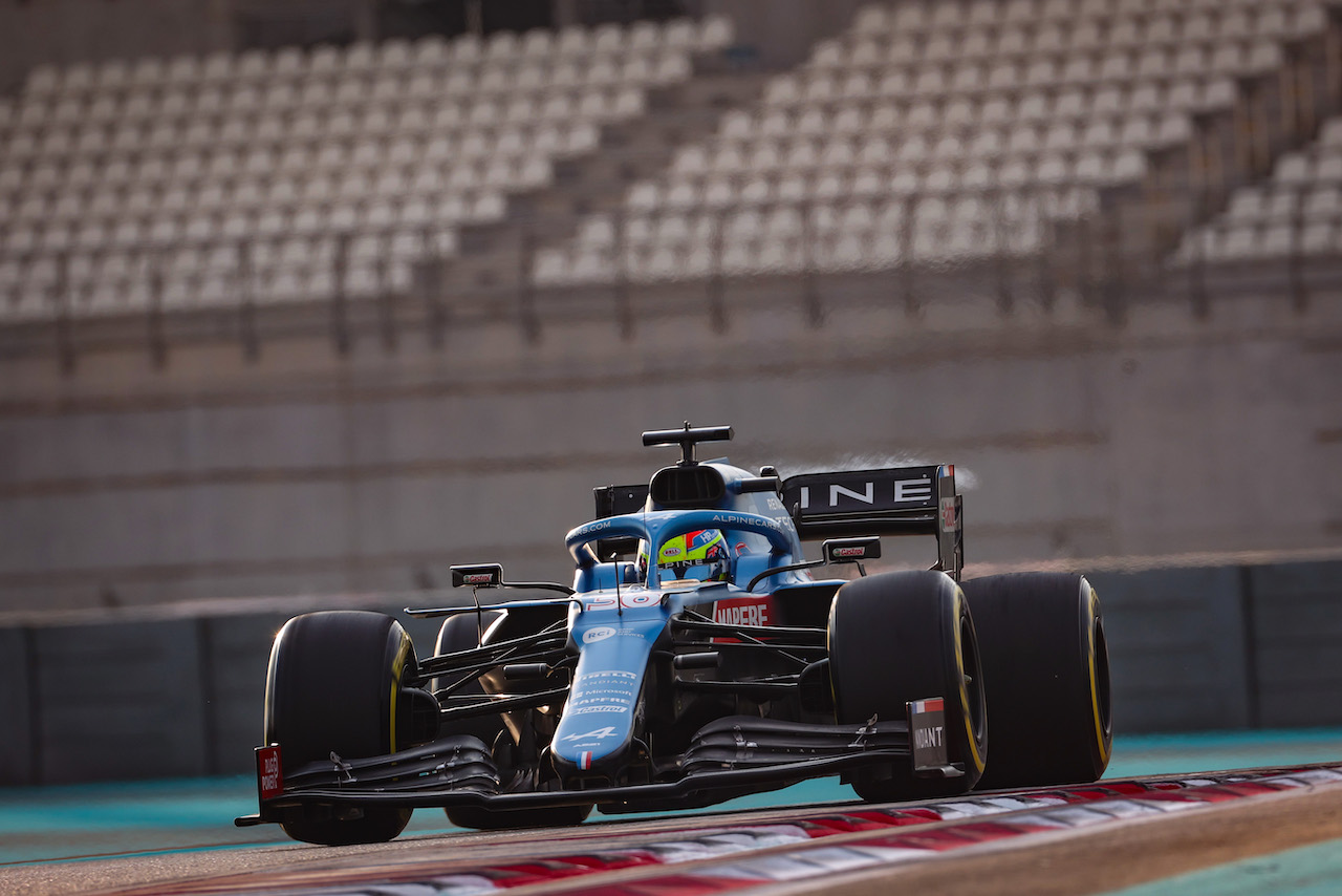 TEST ABU DHABI