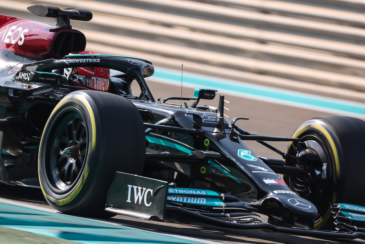 TEST ABU DHABI, George Russell (GBR), Mercedes AMG F1 
15.12.2021. Formula 1 Testing, Yas Marina Circuit, Abu Dhabi, Wednesday.
- www.xpbimages.com, EMail: requests@xpbimages.com ¬© Copyright: Charniaux / XPB Images