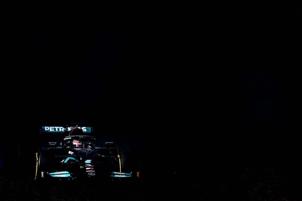 TEST ABU DHABI, Nyck de Vries (NL), Mercedes AMG F1 
14.12.2021. Formula 1 Testing, Yas Marina Circuit, Abu Dhabi, Tuesday.
- www.xpbimages.com, EMail: requests@xpbimages.com ¬© Copyright: Charniaux / XPB Images