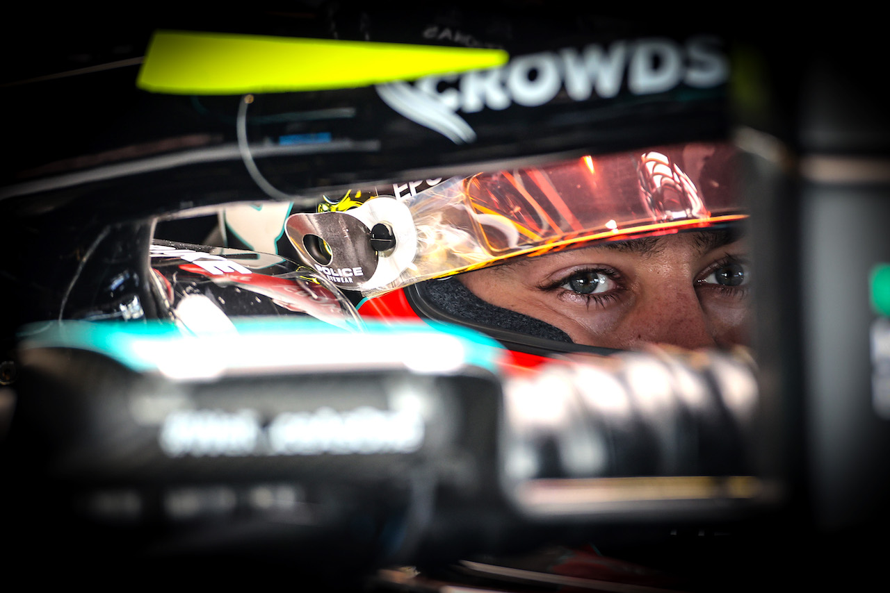 TEST ABU DHABI