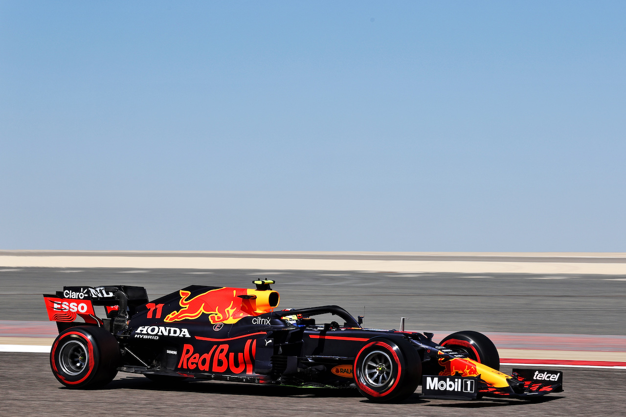 TEST BAHRAIN, Sergio Perez (MEX) Red Bull Racing RB16B.
14.03.2021. Formula 1 Testing, Sakhir, Bahrain, Day Three.
- www.xpbimages.com, EMail: requests@xpbimages.com © Copyright: Batchelor / XPB Images