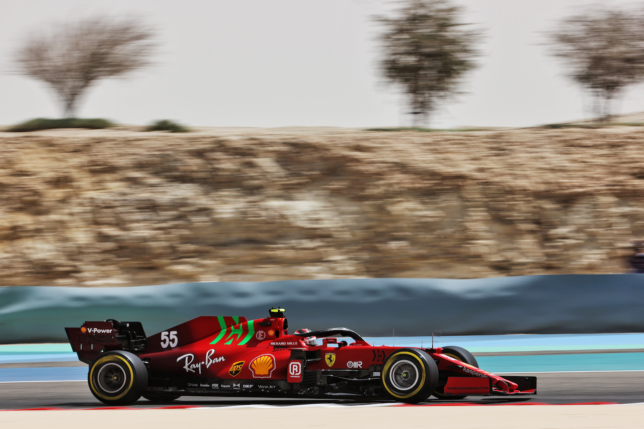 TEST BAHRAIN, Carlos Sainz Jr (ESP) Ferrari SF-21.
13.03.2021. Formula 1 Testing, Sakhir, Bahrain, Day Two.
- www.xpbimages.com, EMail: requests@xpbimages.com © Copyright: Batchelor / XPB Images