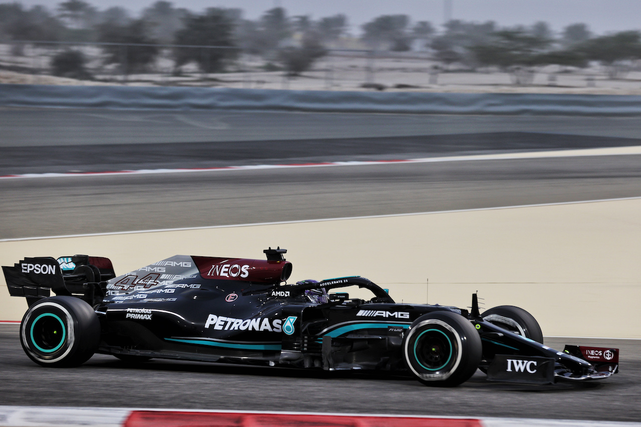 TEST BAHRAIN, Lewis Hamilton (GBR) Mercedes AMG F1 W12.
12.03.2021. Formula 1 Testing, Sakhir, Bahrain, Day One.
- www.xpbimages.com, EMail: requests@xpbimages.com © Copyright: Batchelor / XPB Images