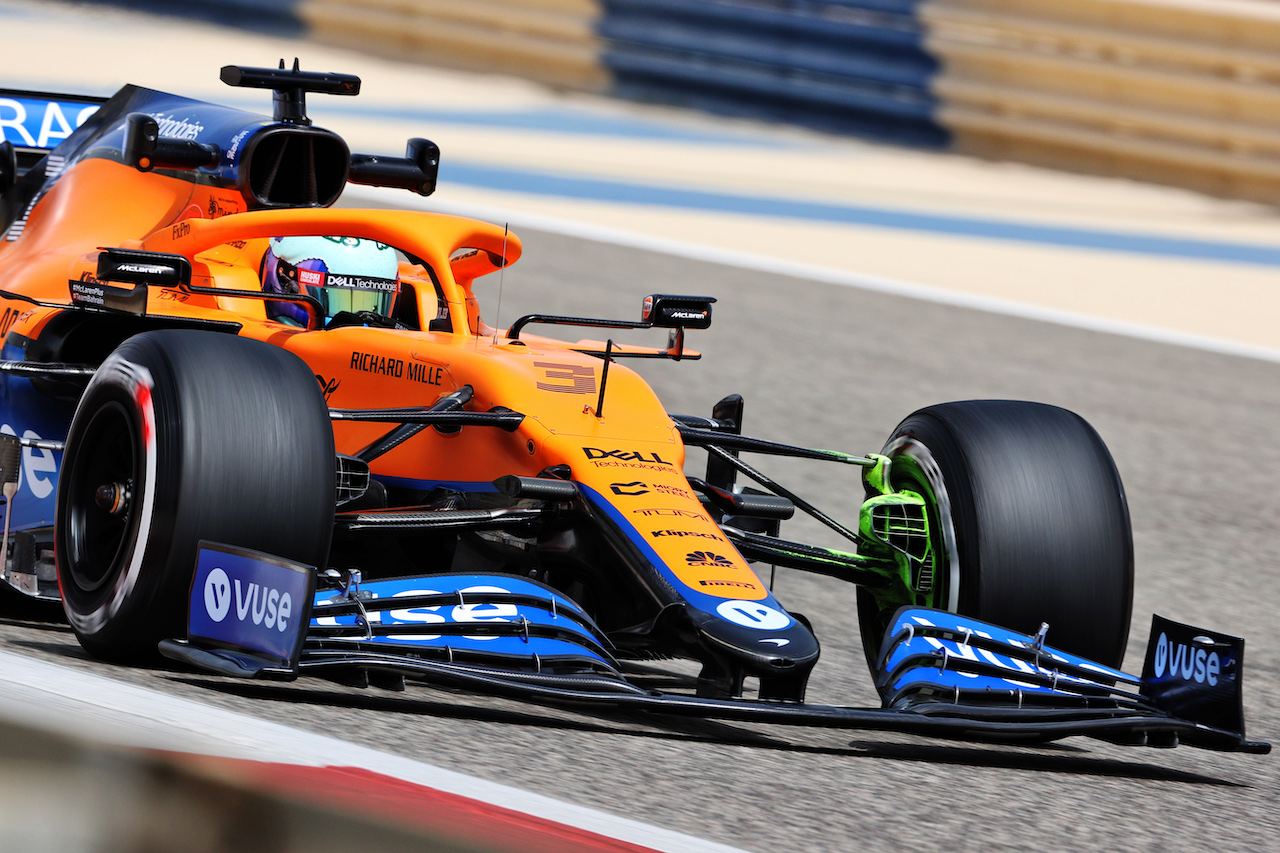 TEST BAHRAIN, Daniel Ricciardo (AUS) McLaren MCL35M.
12.03.2021. Formula 1 Testing, Sakhir, Bahrain, Day One.
- www.xpbimages.com, EMail: requests@xpbimages.com © Copyright: Charniaux / XPB Images