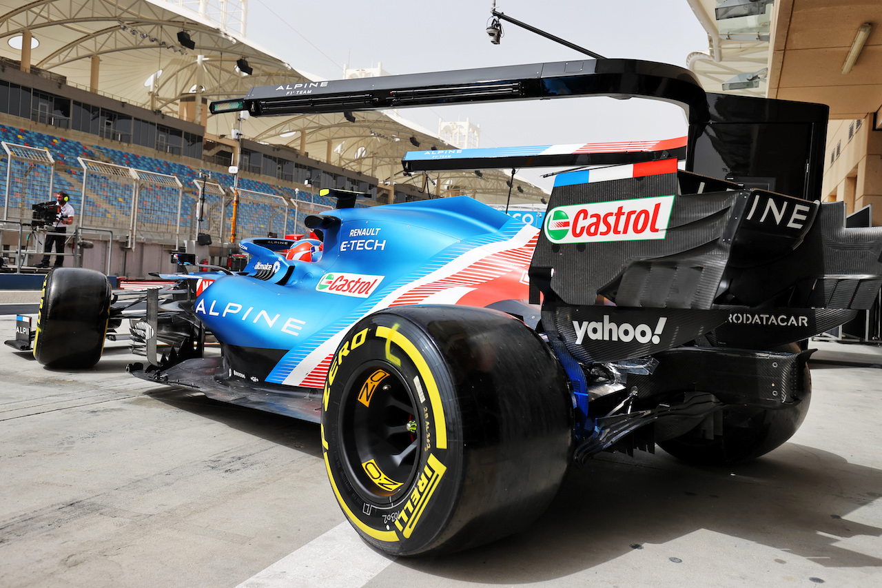 TEST BAHRAIN, Esteban Ocon (FRA) Alpine F1 Team A521 leaves the pits.
12.03.2021. Formula 1 Testing, Sakhir, Bahrain, Day One.
- www.xpbimages.com, EMail: requests@xpbimages.com © Copyright: Moy / XPB Images