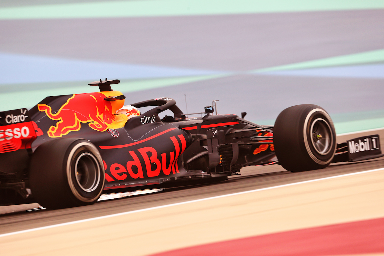 TEST BAHRAIN, Max Verstappen (NLD) Red Bull Racing RB16B.
12.03.2021. Formula 1 Testing, Sakhir, Bahrain, Day One.
- www.xpbimages.com, EMail: requests@xpbimages.com © Copyright: Charniaux / XPB Images