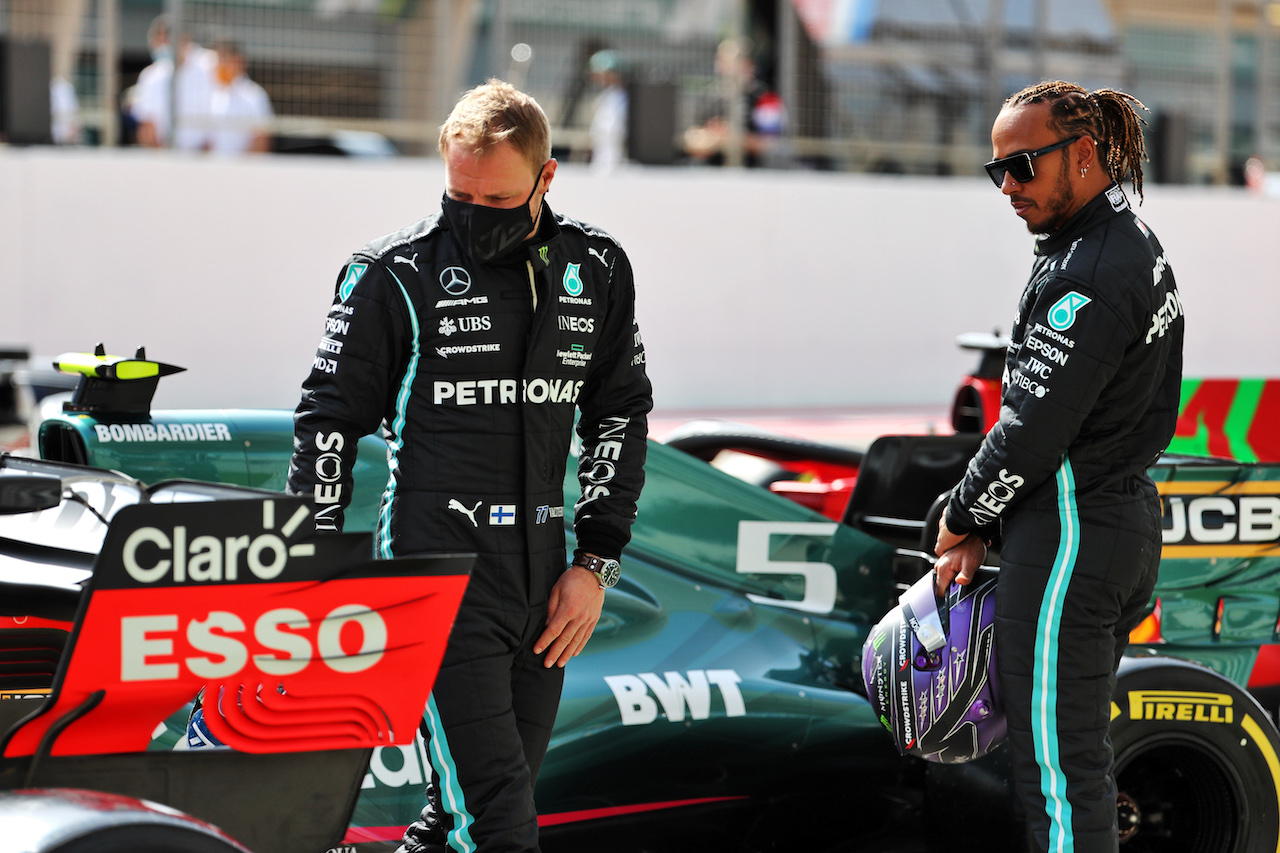 TEST BAHRAIN, Valtteri Bottas (FIN) Mercedes AMG F1 e Lewis Hamilton (GBR) Mercedes AMG F1.
12.03.2021. Formula 1 Testing, Sakhir, Bahrain, Day One.
- www.xpbimages.com, EMail: requests@xpbimages.com © Copyright: Batchelor / XPB Images