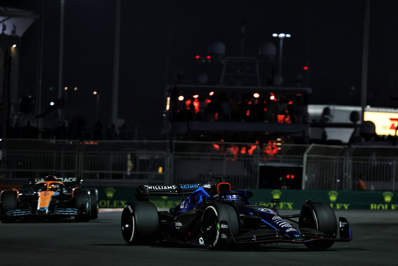 GP ABU DHABI, Alexander Albon (THA) Williams Racing FW44.
20.11.2022. Formula 1 World Championship, Rd 22, Abu Dhabi Grand Prix, Yas Marina Circuit, Abu Dhabi, Gara Day.
- www.xpbimages.com, EMail: requests@xpbimages.com © Copyright: Bearne / XPB Images