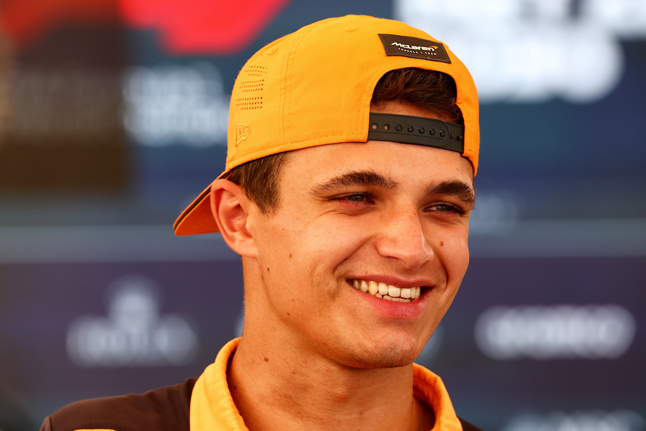 GP ABU DHABI, Lando Norris (GBR) McLaren.
17.11.2022. Formula 1 World Championship, Rd 22, Abu Dhabi Grand Prix, Yas Marina Circuit, Abu Dhabi, Preparation Day.
 - www.xpbimages.com, EMail: requests@xpbimages.com © Copyright: Coates / XPB Images