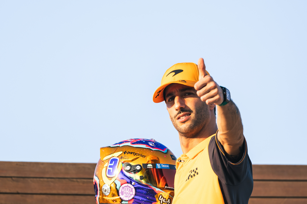 GP ABU DHABI, Daniel Ricciardo (AUS) McLaren.
17.11.2022. Formula 1 World Championship, Rd 22, Abu Dhabi Grand Prix, Yas Marina Circuit, Abu Dhabi, Preparation Day.
- www.xpbimages.com, EMail: requests@xpbimages.com © Copyright: Bearne / XPB Images