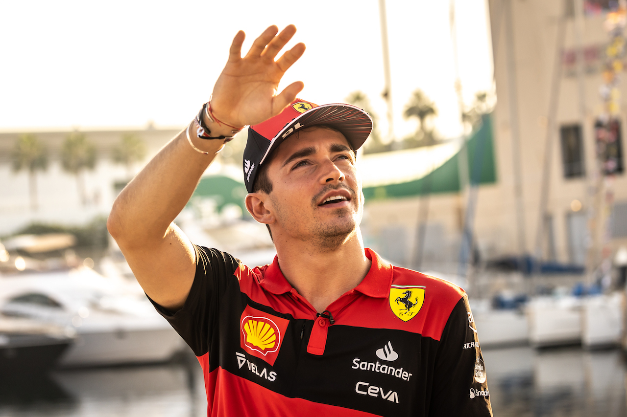 GP ABU DHABI, Charles Leclerc (MON) Ferrari.
17.11.2022. Formula 1 World Championship, Rd 22, Abu Dhabi Grand Prix, Yas Marina Circuit, Abu Dhabi, Preparation Day.
- www.xpbimages.com, EMail: requests@xpbimages.com © Copyright: Bearne / XPB Images