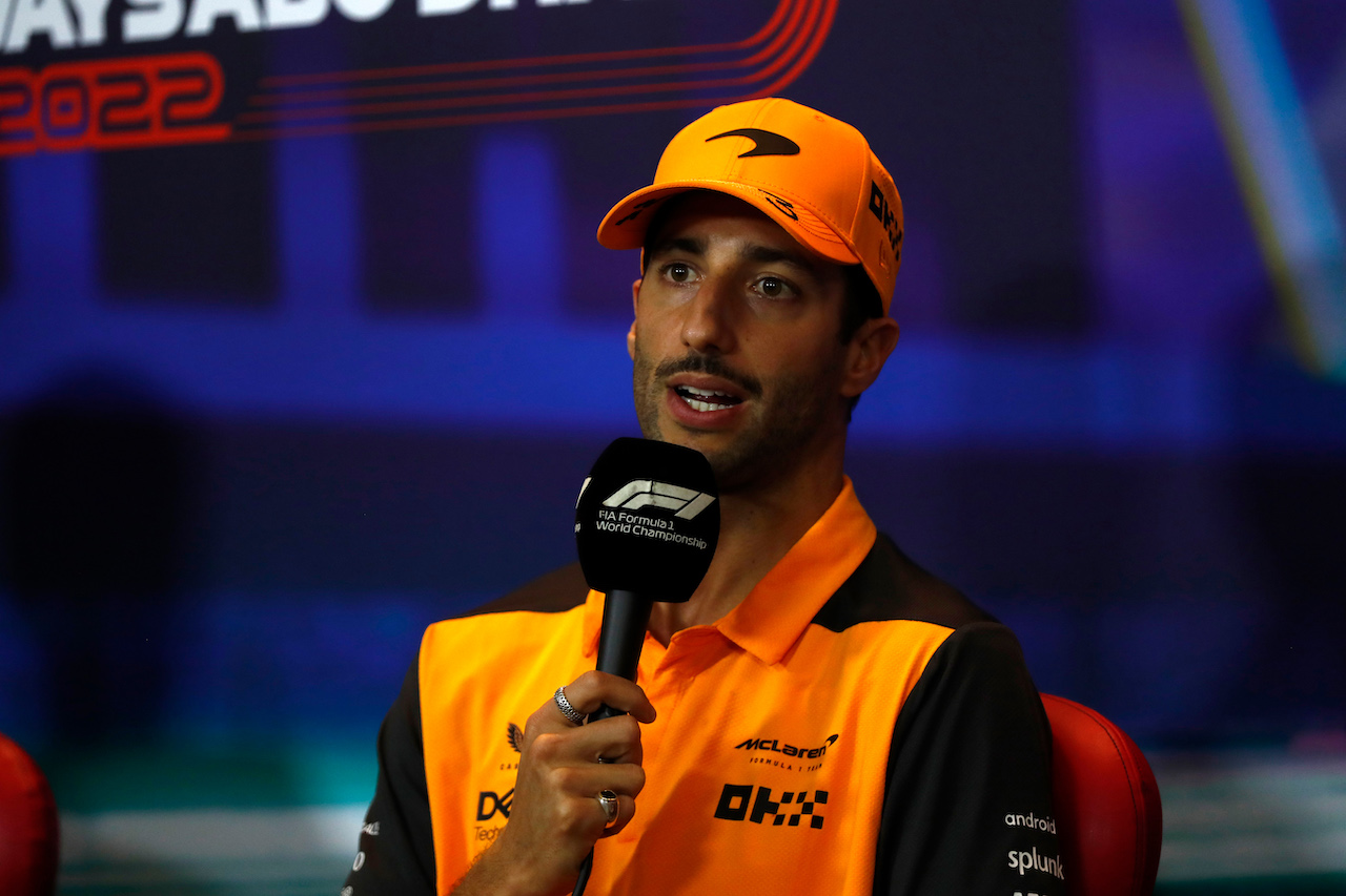 GP ABU DHABI, Daniel Ricciardo (AUS) McLaren in the FIA Press Conference.
17.11.2022. Formula 1 World Championship, Rd 22, Abu Dhabi Grand Prix, Yas Marina Circuit, Abu Dhabi, Preparation Day.
- www.xpbimages.com, EMail: requests@xpbimages.com © Copyright: XPB Images