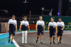 GP ABU DHABI, Pierre Gasly (FRA) AlphaTauri walks the circuit with the team.
17.11.2022. Formula 1 World Championship, Rd 22, Abu Dhabi Grand Prix, Yas Marina Circuit, Abu Dhabi, Preparation Day.
- www.xpbimages.com, EMail: requests@xpbimages.com © Copyright: Moy / XPB Images