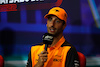 GP ABU DHABI, Daniel Ricciardo (AUS) McLaren in the FIA Press Conference.
17.11.2022. Formula 1 World Championship, Rd 22, Abu Dhabi Grand Prix, Yas Marina Circuit, Abu Dhabi, Preparation Day.
- www.xpbimages.com, EMail: requests@xpbimages.com © Copyright: XPB Images