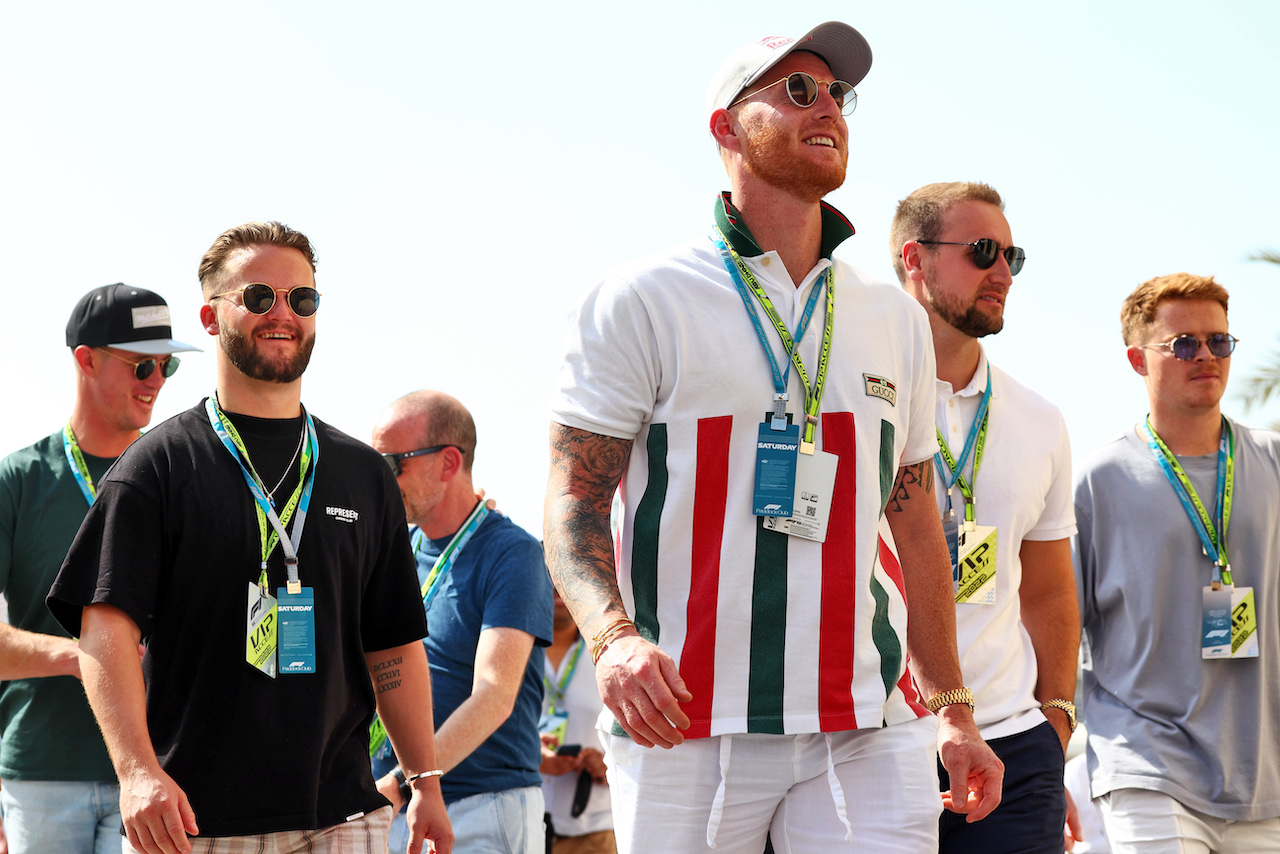 GP ABU DHABI, Ben Stokes (GBR) Cricketer.
19.11.2022. Formula 1 World Championship, Rd 22, Abu Dhabi Grand Prix, Yas Marina Circuit, Abu Dhabi, Qualifiche Day.
 - www.xpbimages.com, EMail: requests@xpbimages.com © Copyright: Coates / XPB Images
