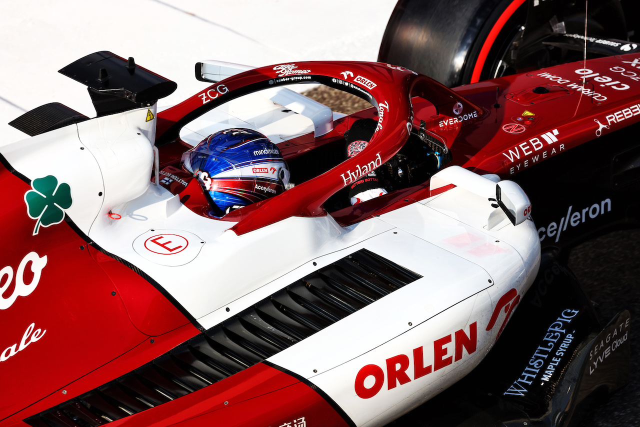GP ABU DHABI, Valtteri Bottas (FIN) Alfa Romeo F1 Team C42.
19.11.2022. Formula 1 World Championship, Rd 22, Abu Dhabi Grand Prix, Yas Marina Circuit, Abu Dhabi, Qualifiche Day.
 - www.xpbimages.com, EMail: requests@xpbimages.com © Copyright: Coates / XPB Images
